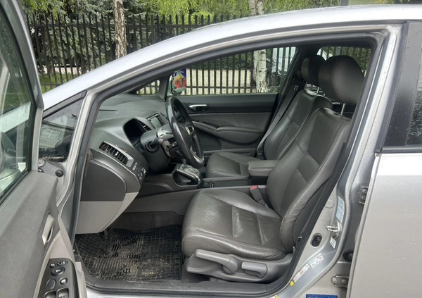Honda Civic cena 19999 przebieg: 263000, rok produkcji 2009 z Warszawa małe 191